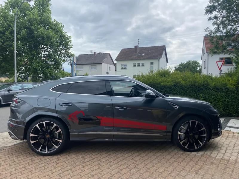 Lamborghini Fahrzeug 1 - MKAA Autoankauf Luxemburg