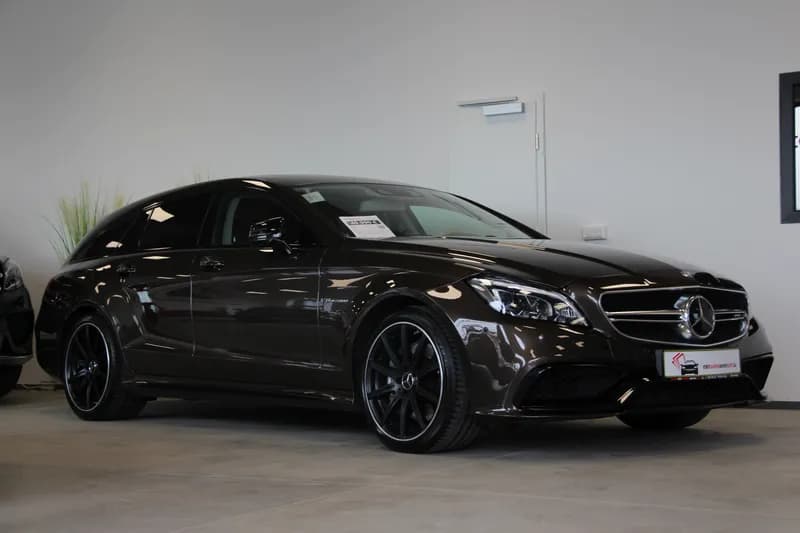 Mercedes-Benz im MKAA Showroom - Autoankauf Luxemburg zum Bestpreis