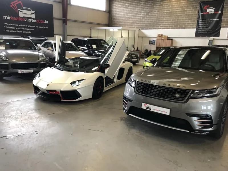 Lamborghini Range Rover und Porsche im MKAA Autohaus